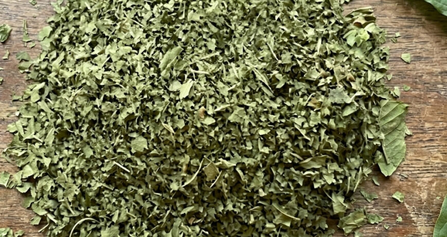 Kratom Powder 5 Mesh (Mitragynine 1.2%) MOQ : 5 Ton Packaging description : Sack